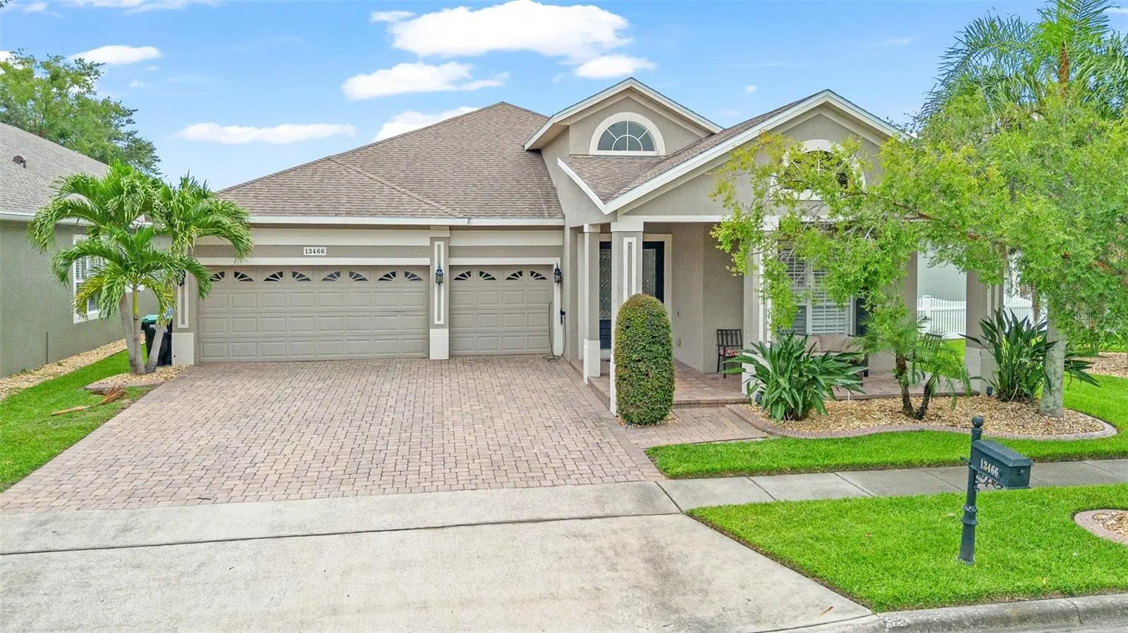 13466 Zori Ln, Windermere, Florida 34786, 4 Bedrooms Bedrooms, ,3 BathroomsBathrooms,Residential,For Sale,ZORI,O6324403