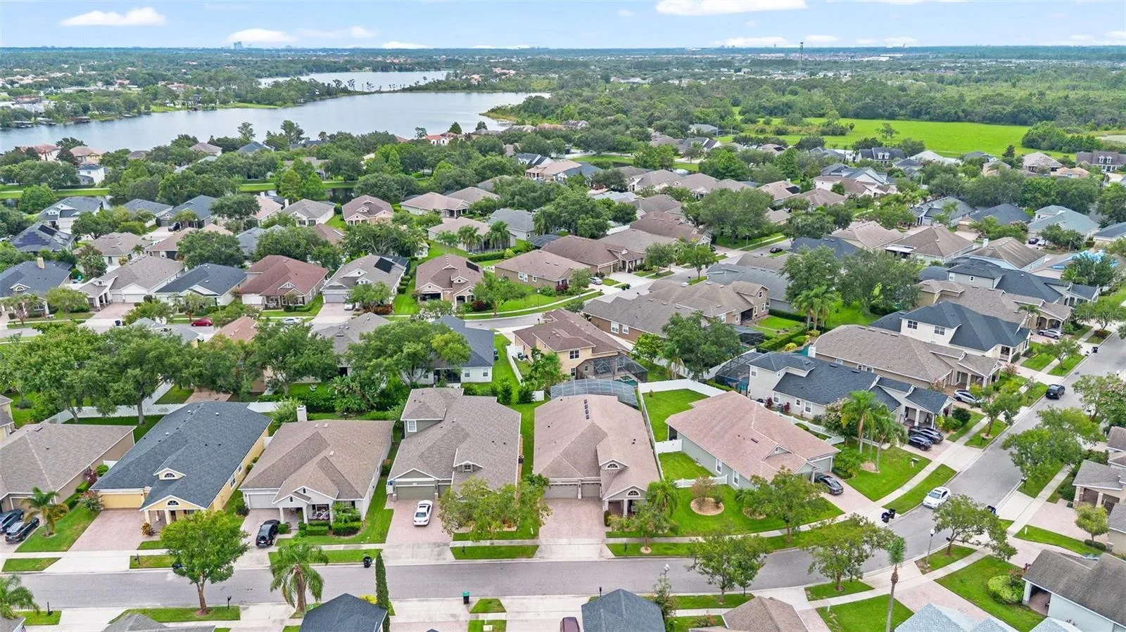 13466 Zori Ln, Windermere, Florida 34786, 4 Bedrooms Bedrooms, ,3 BathroomsBathrooms,Residential,For Sale,ZORI,O6324403