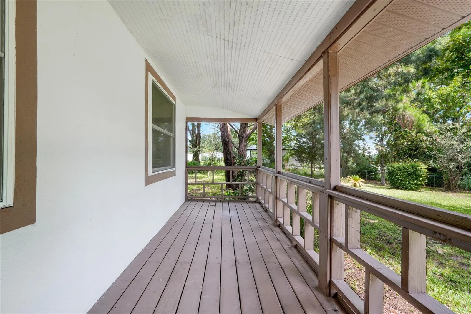 9404 Lakeshore Dr, Clermont, Florida 34711, 3 Bedrooms Bedrooms, ,2 BathroomsBathrooms,Residential,For Sale,LAKESHORE,G5099229
