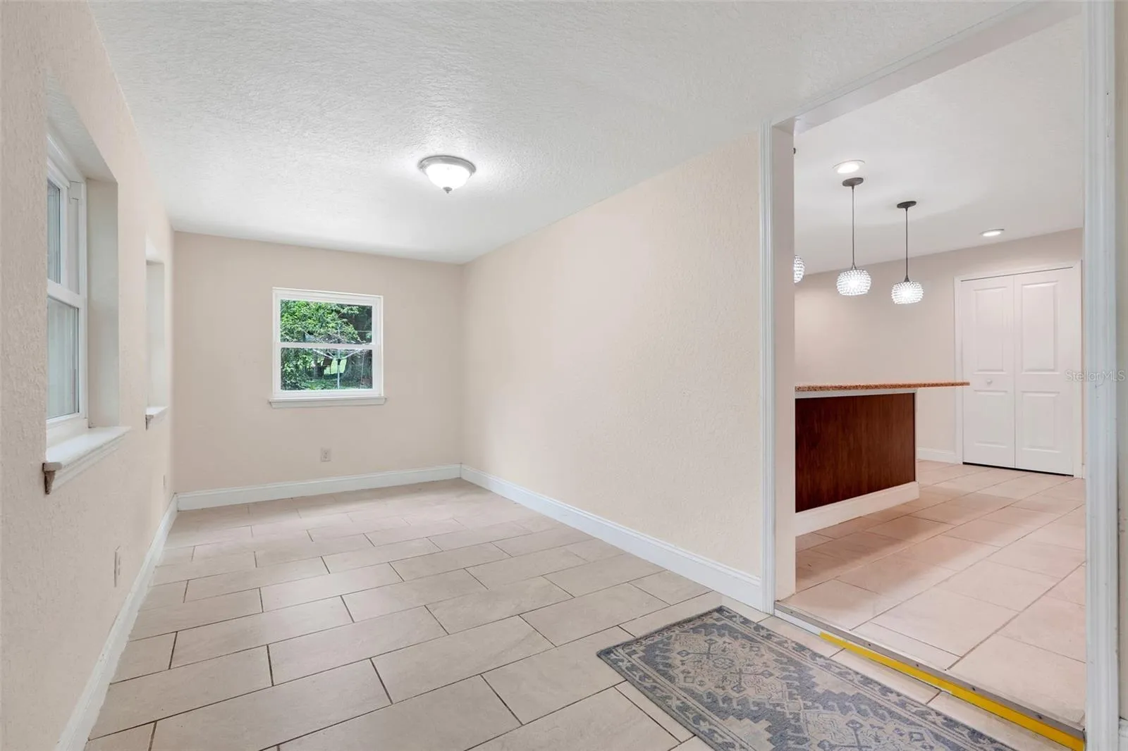 9404 Lakeshore Dr, Clermont, Florida 34711, 3 Bedrooms Bedrooms, ,2 BathroomsBathrooms,Residential,For Sale,LAKESHORE,G5099229
