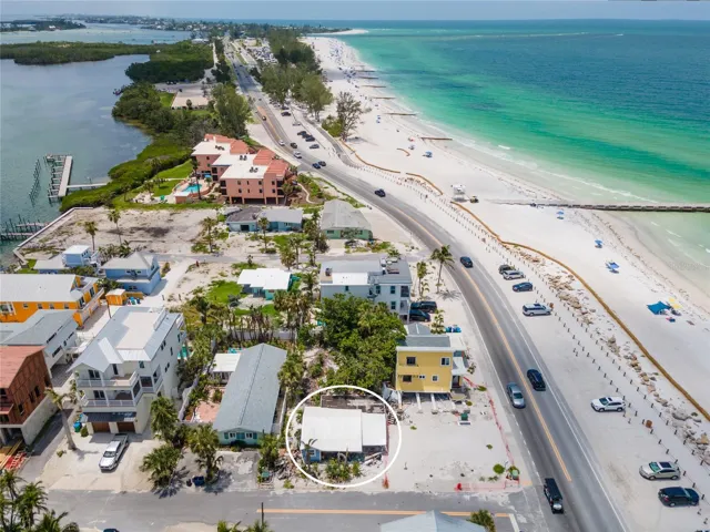 103 12th St S, Bradenton Beach, Florida 34217, 2 Bedrooms Bedrooms, ,1 BathroomBathrooms,Residential,For Sale,12TH,A4657992