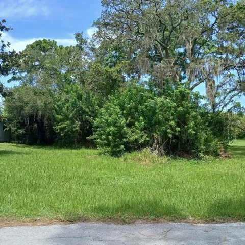 FRONT OF LOT