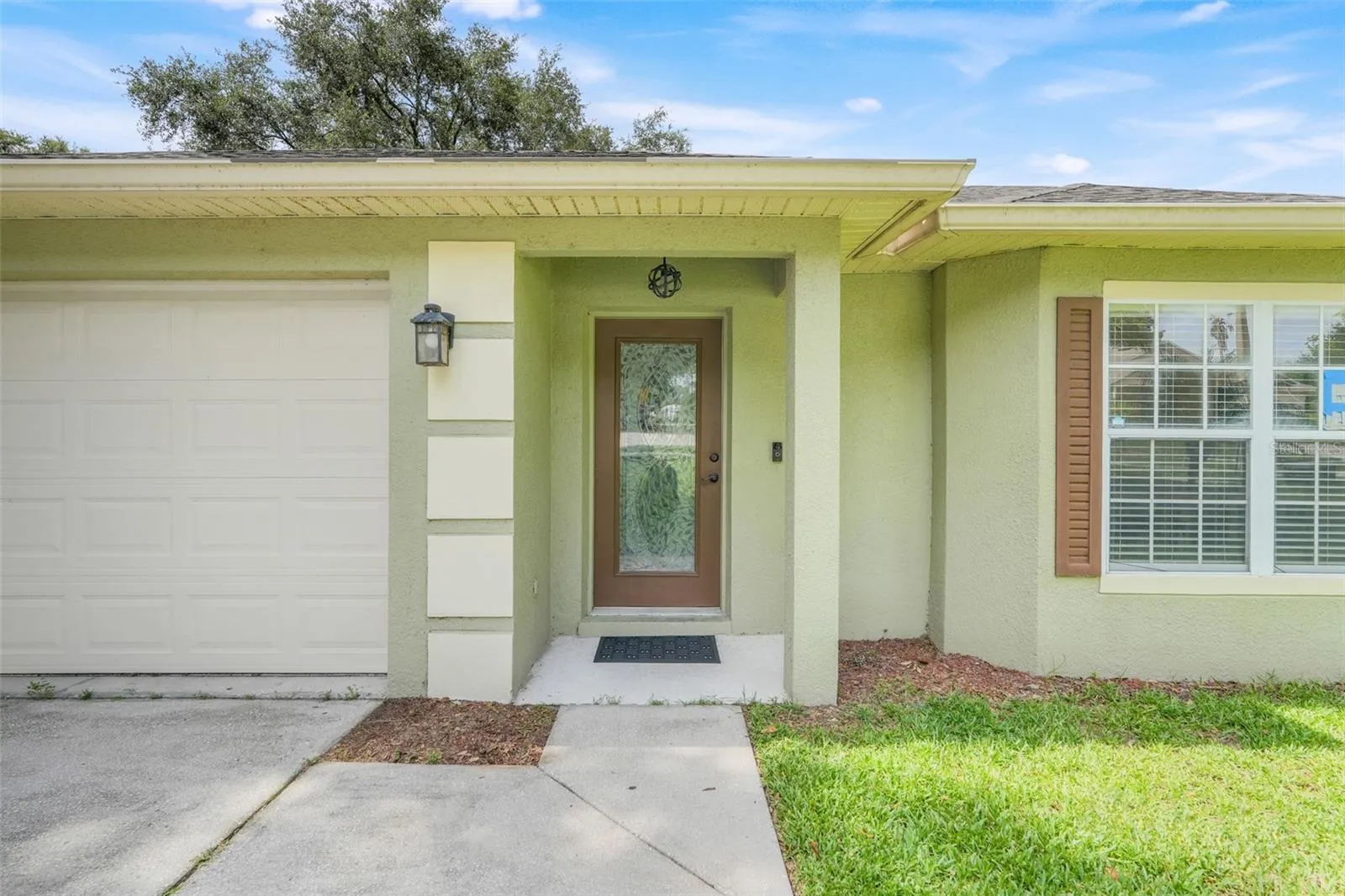 1568 Whooping Dr, Groveland, Florida 34736, 3 Bedrooms Bedrooms, ,2 BathroomsBathrooms,Residential,For Sale,WHOOPING,O6324505