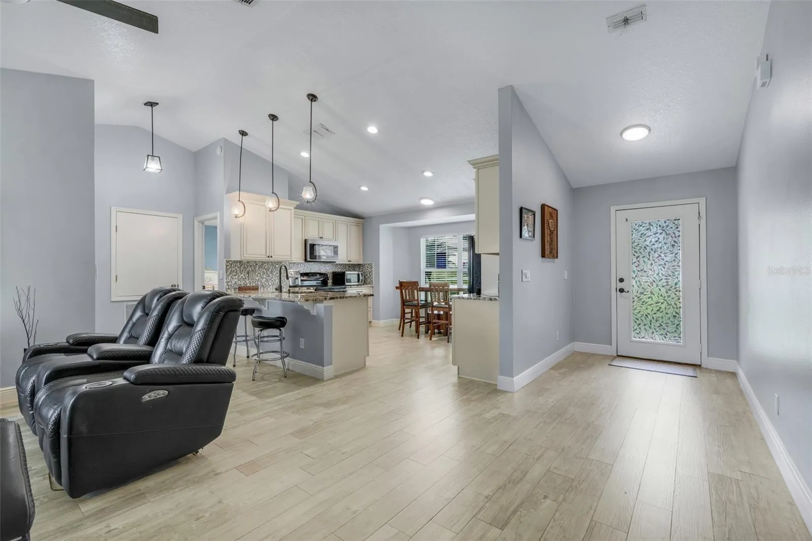 1568 Whooping Dr, Groveland, Florida 34736, 3 Bedrooms Bedrooms, ,2 BathroomsBathrooms,Residential,For Sale,WHOOPING,O6324505