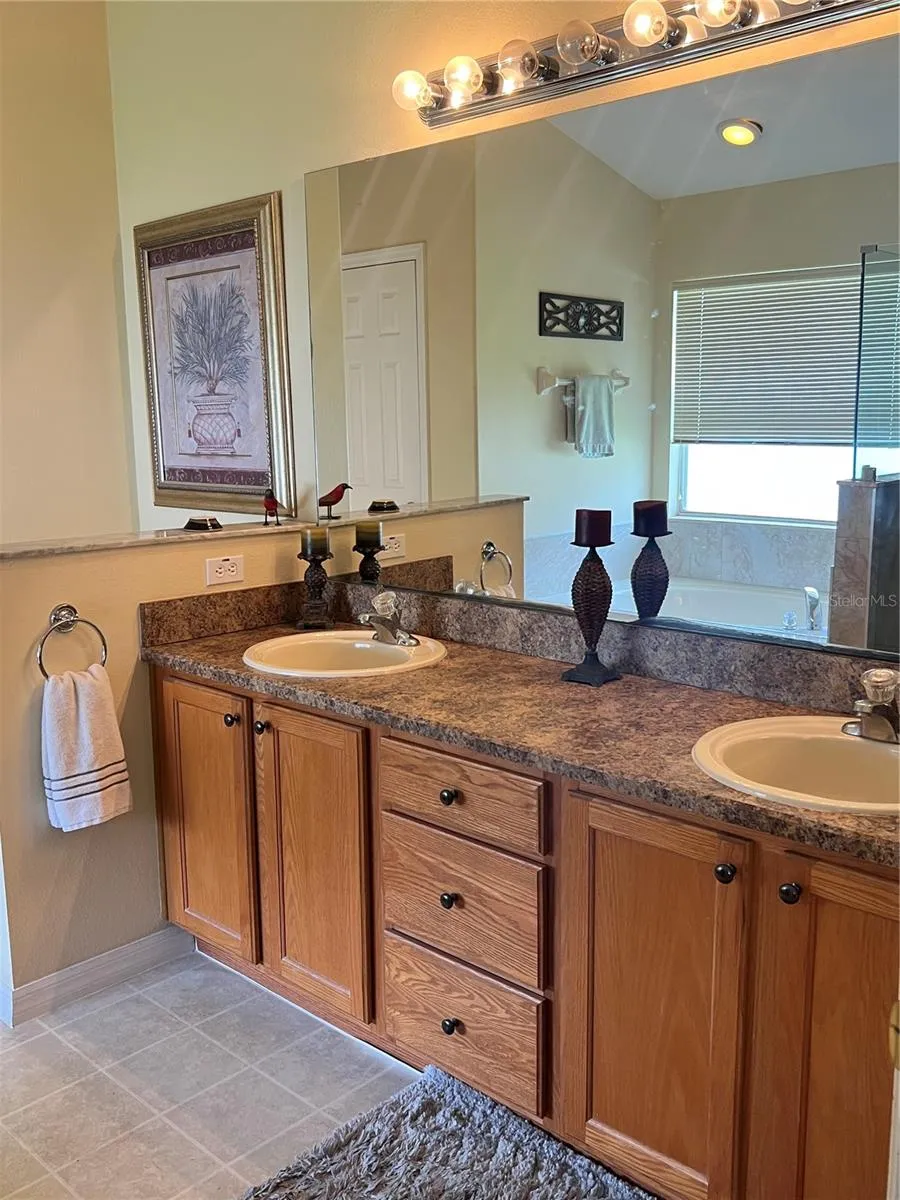 15935 Heron Hill St, Clermont, Florida 34714, 5 Bedrooms Bedrooms, ,4 BathroomsBathrooms,Residential,For Sale,HERON HILL,O6324513