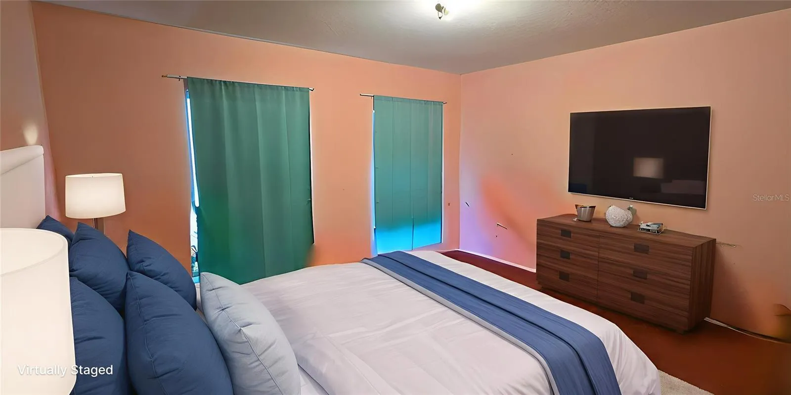 94 E 18th St, Apopka, Florida 32703, 3 Bedrooms Bedrooms, ,2 BathroomsBathrooms,Residential,For Sale,18TH,O6324526