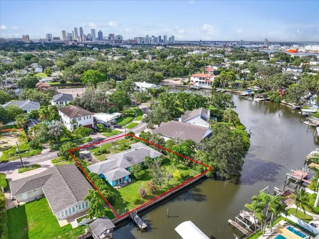 545 Suwanee Cir, Tampa, Florida 33606, ,Land,For Sale,SUWANEE,A4658043