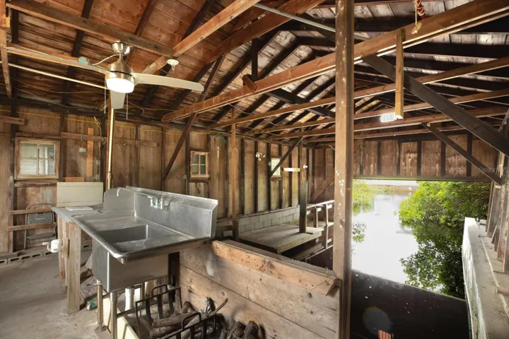 Boat House (680SF) with fish cleaning station