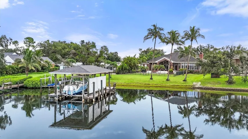 6012 Shore Acres Dr, Bradenton, Florida 34209, 3 Bedrooms Bedrooms, ,4 BathroomsBathrooms,Residential,For Sale,SHORE ACRES,A4658109