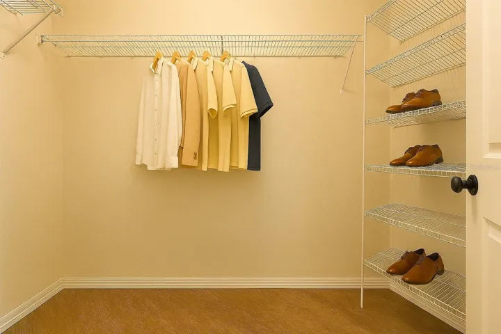 Walk In Closet