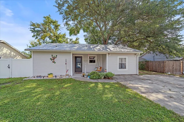 3950 Vana Dr, Sarasota, Florida 34241, 3 Bedrooms Bedrooms, ,2 BathroomsBathrooms,Residential,For Sale,VANA,A4658265