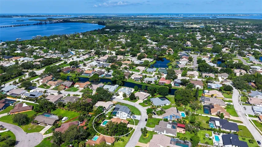 8103 11th Ave Nw, Bradenton, Florida 34209, 3 Bedrooms Bedrooms, ,2 BathroomsBathrooms,Residential,For Sale,11TH,A4658270