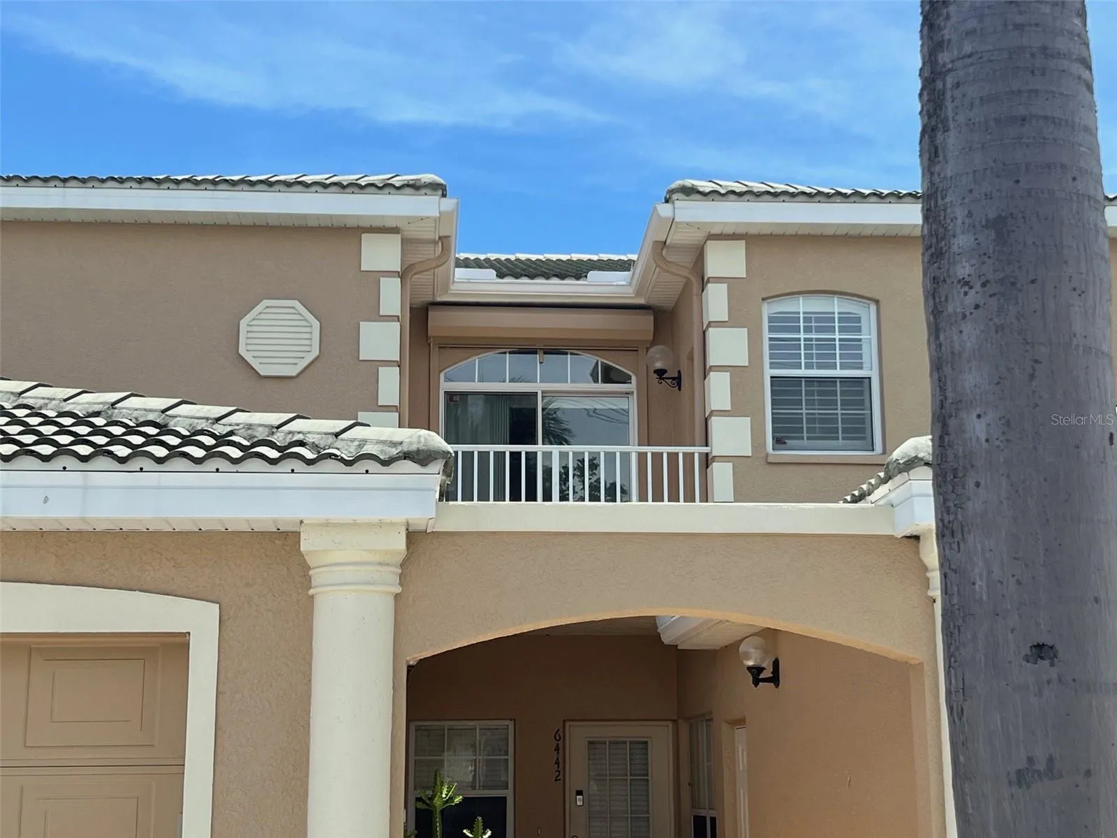 Front facing balcony