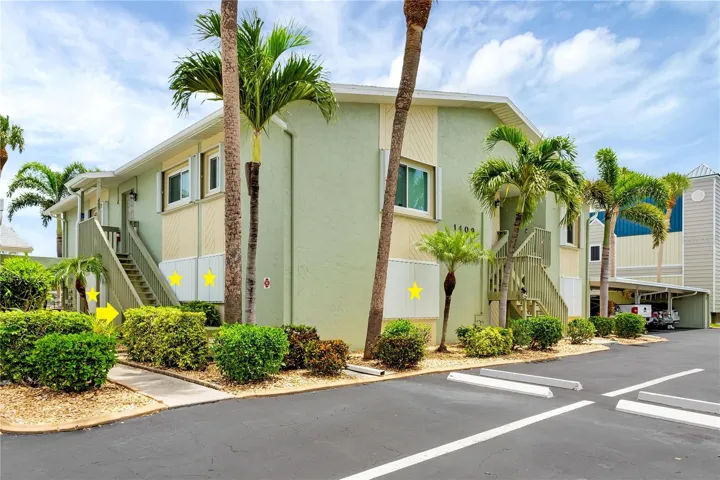 PREMIER CORNER UNIT w/ 2 BEDROOMS & 2 BATHROOMS offering the MOST SQUARE FOOTAGE