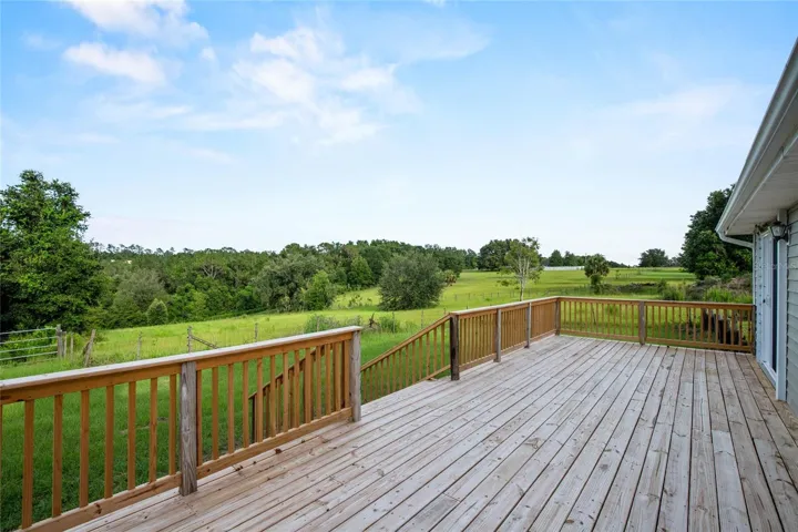 Deck:  31x11