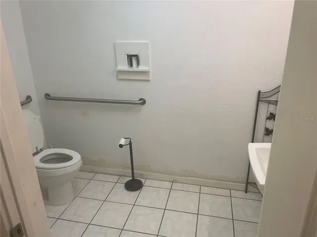 1170