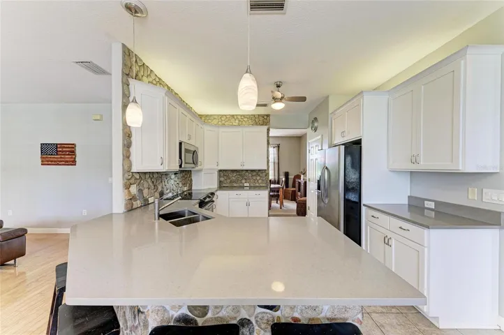 Quartz Counters