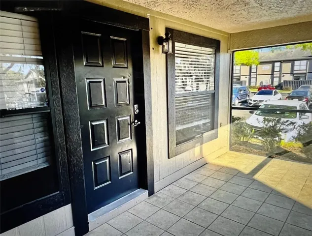 14736 Norwood Oaks Dr #103, Tampa, Florida 33613, 2 Bedrooms Bedrooms, ,2 BathroomsBathrooms,Residential Lease,For Rent,NORWOOD OAKS,W7877271