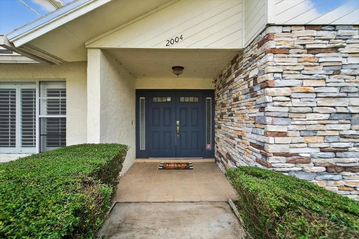 2004 N Golfview Dr, Plant City, Florida 33566 — photo 2