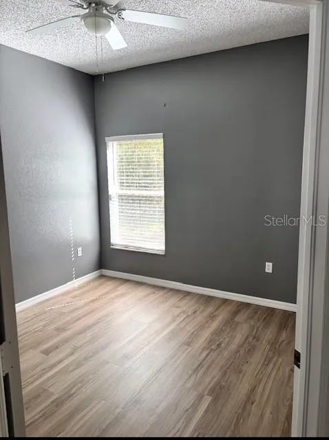 Large Bed rooms