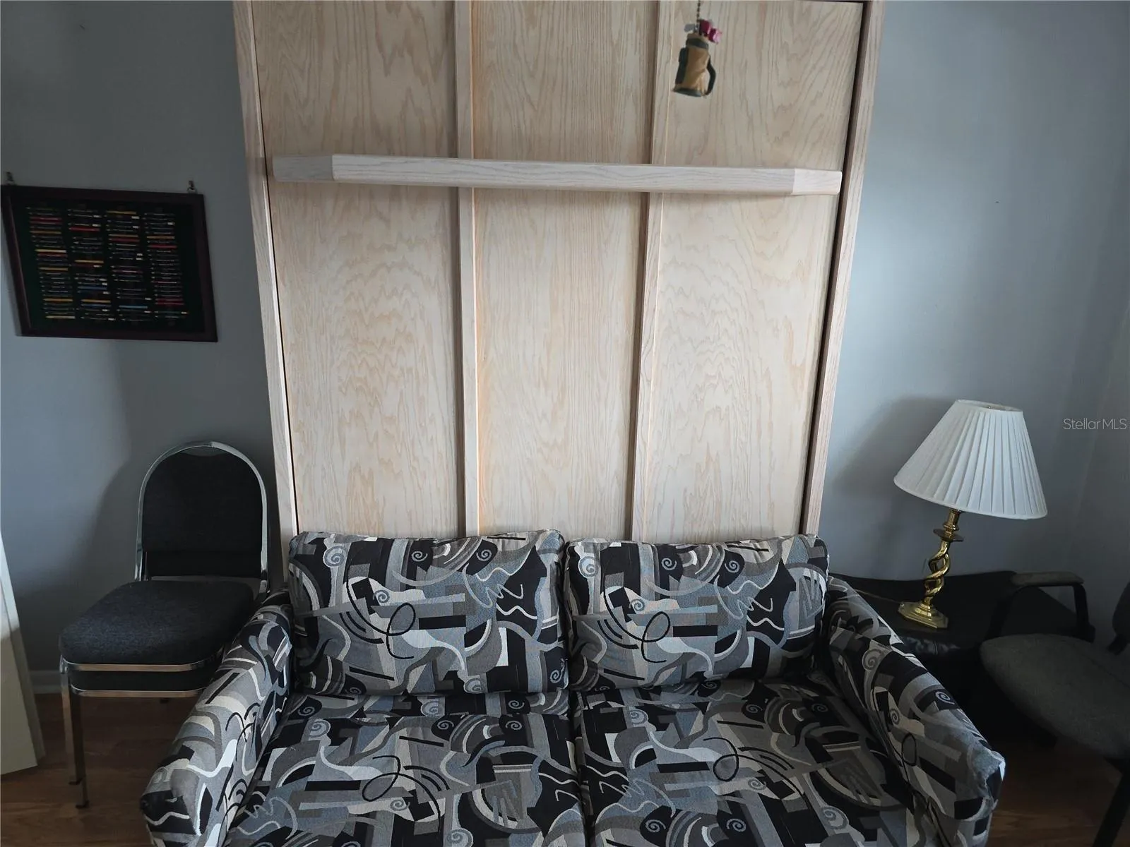 MURPHY BED IN THE 2ND BEDROOM