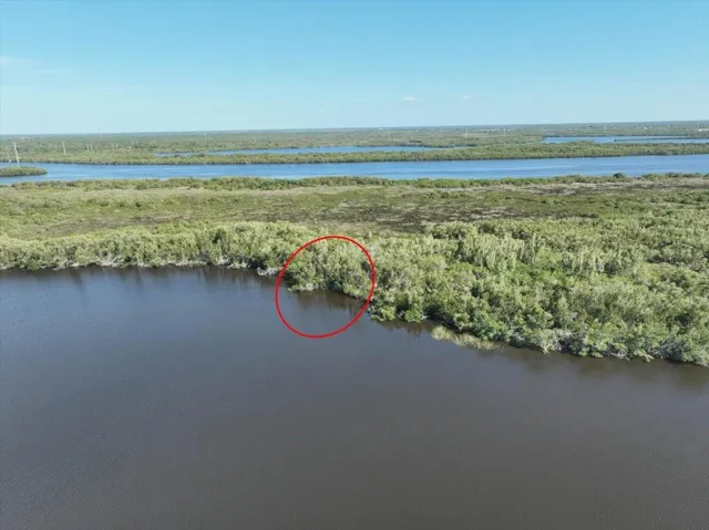 LOT LINES ARE APPROXIMATE