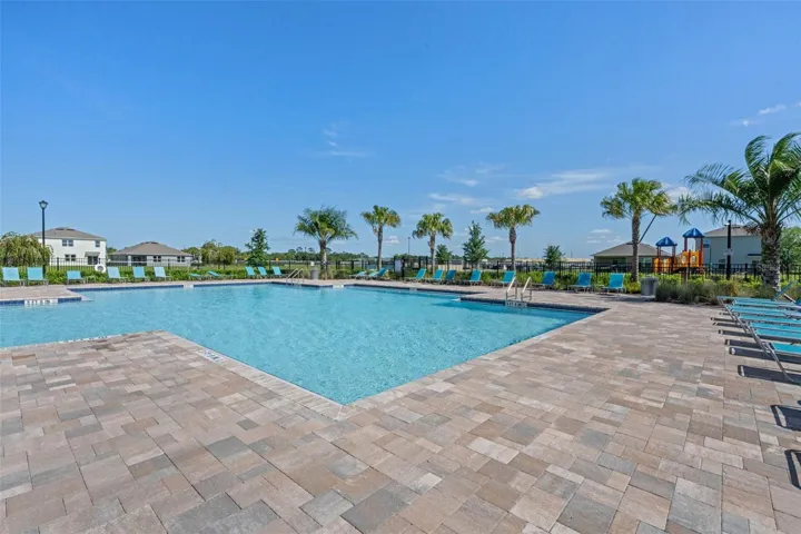 Community pool