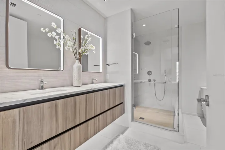 Spacious Frameless Glass Shower