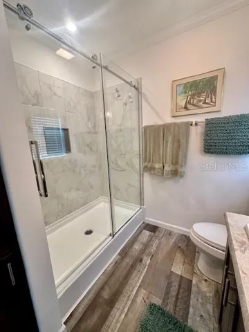 Primary En Suite