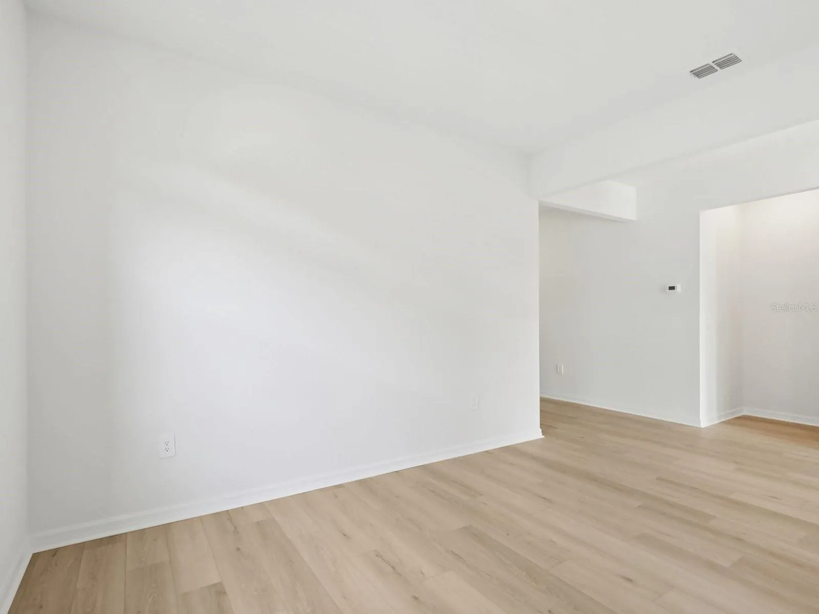 Interior photos are not of the actual home but are photos of the builder home with the same floorplan with similar interior finishes and features.