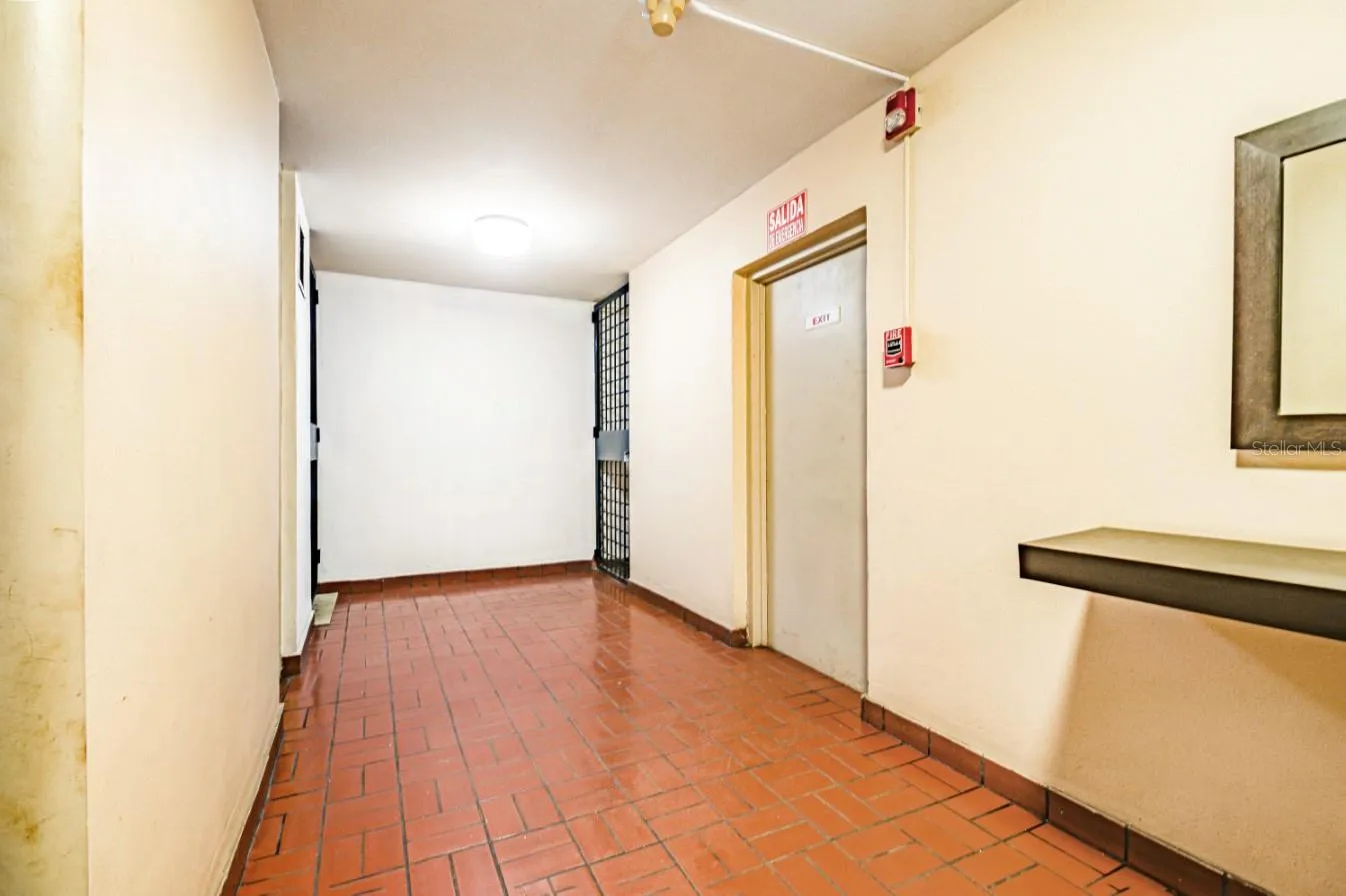 Only 4 apartmens per floor, this one has the best view.