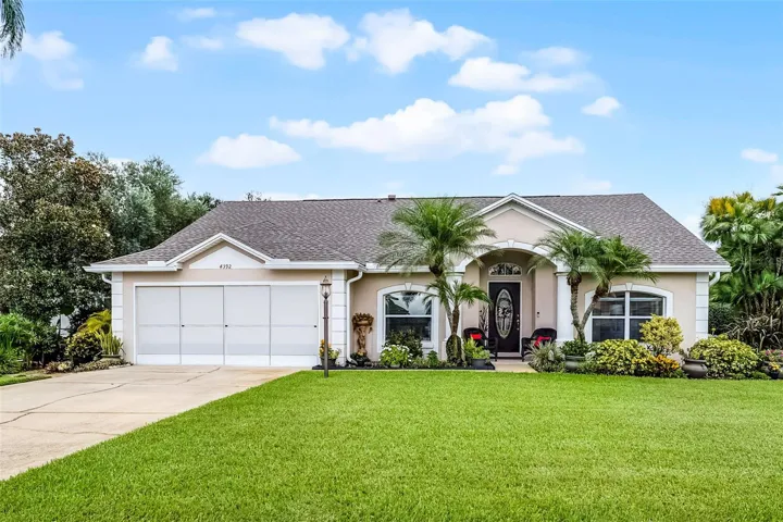 Enchanting 3-Bedroom, 2 Bathroom Pool Home