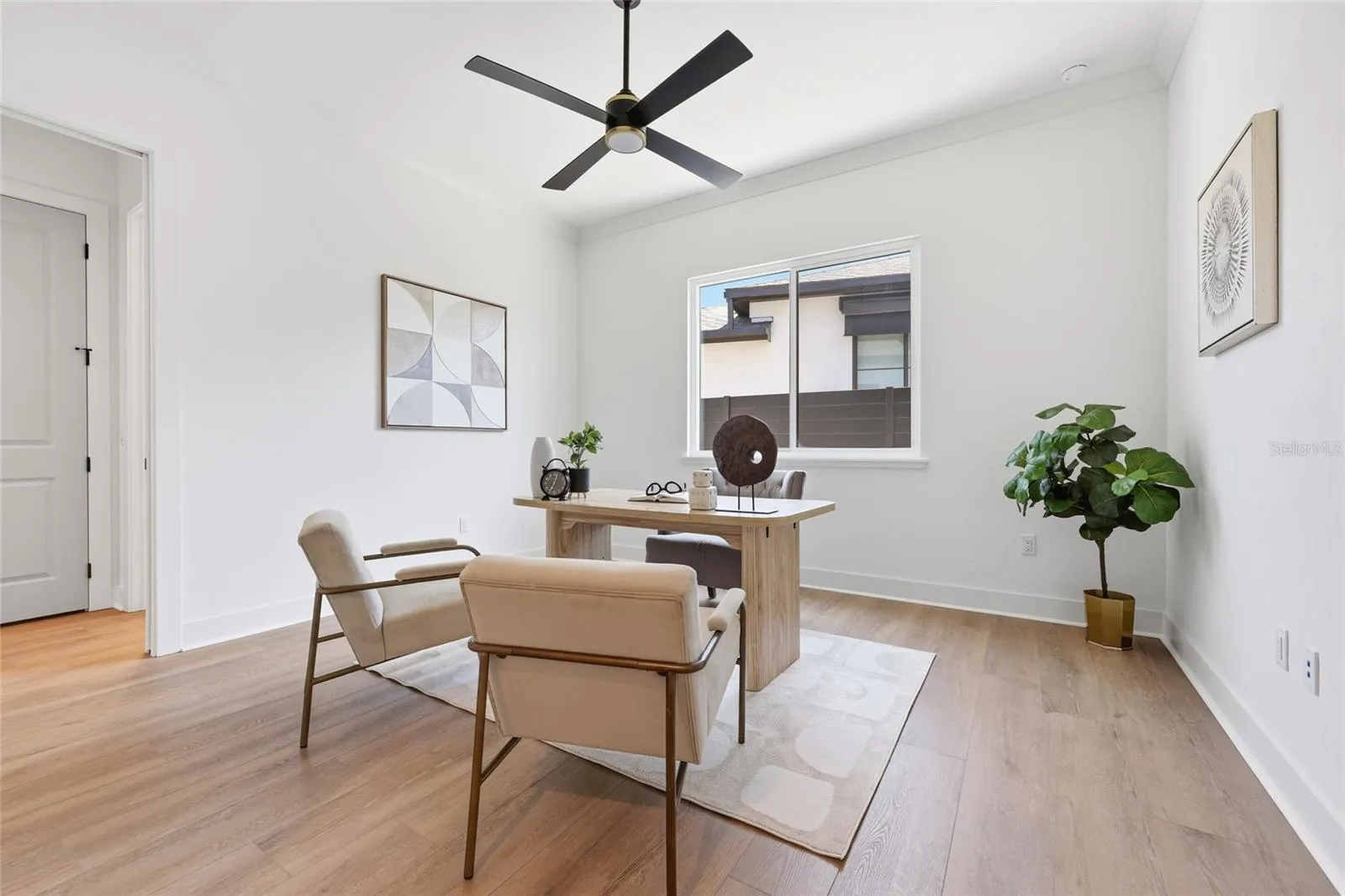 1st Floor Office/Bedroom