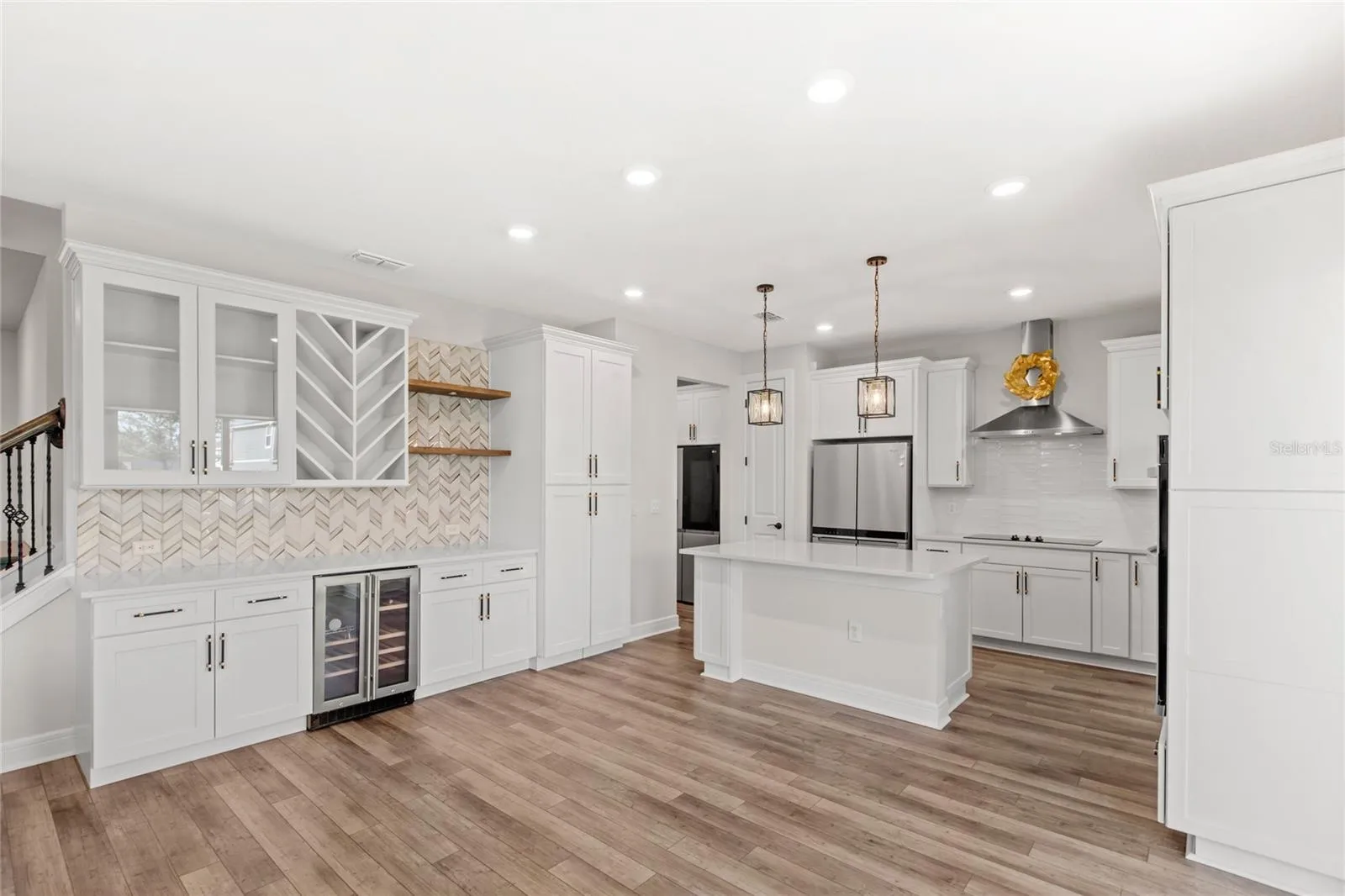 4587 Gliding Wave St, Winter Garden, Florida 34787, 4 Bedrooms Bedrooms, ,3 BathroomsBathrooms,Residential,For Sale,GLIDING WAVE,O6329607