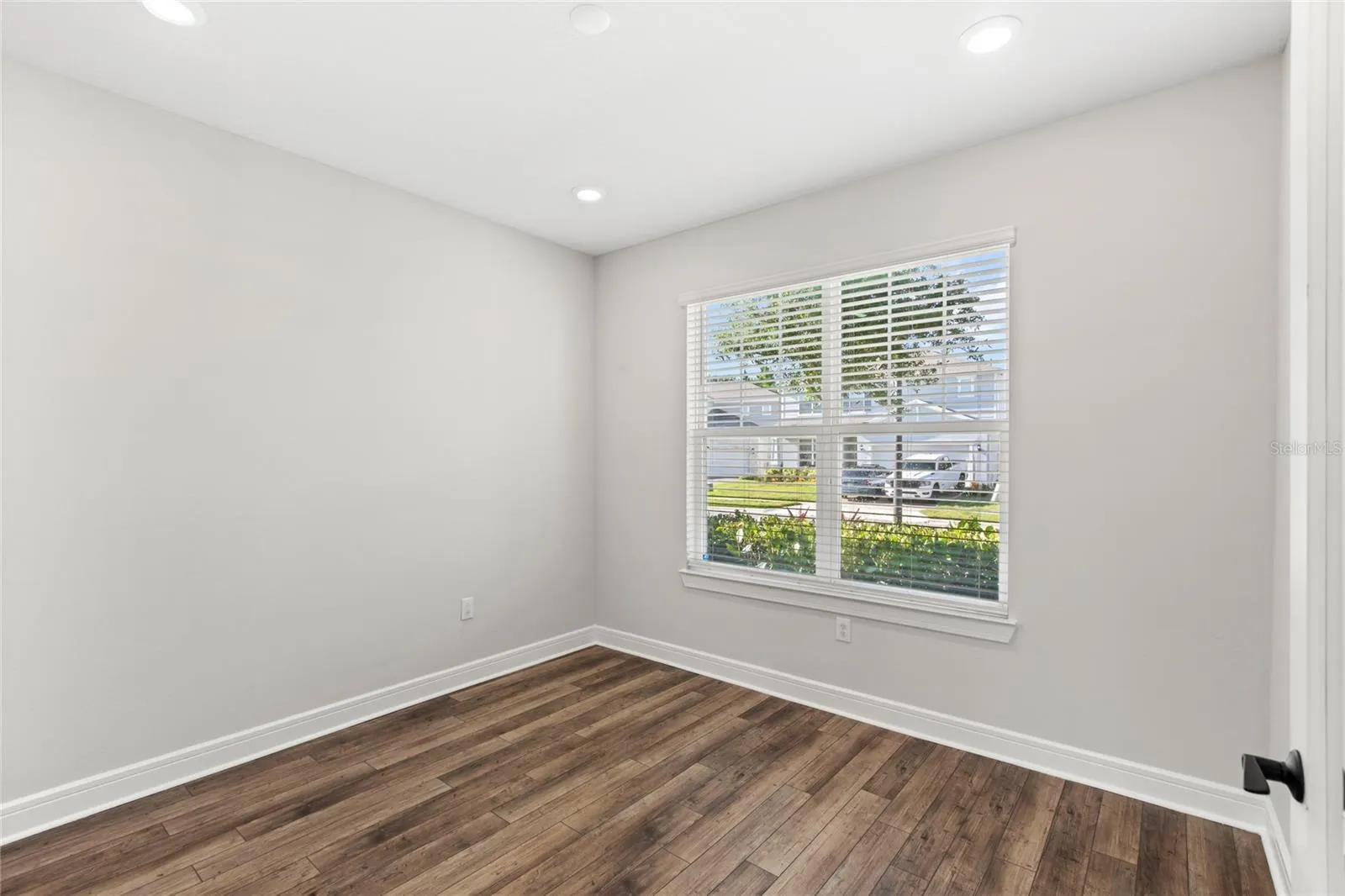 4587 Gliding Wave St, Winter Garden, Florida 34787, 4 Bedrooms Bedrooms, ,3 BathroomsBathrooms,Residential,For Sale,GLIDING WAVE,O6329607
