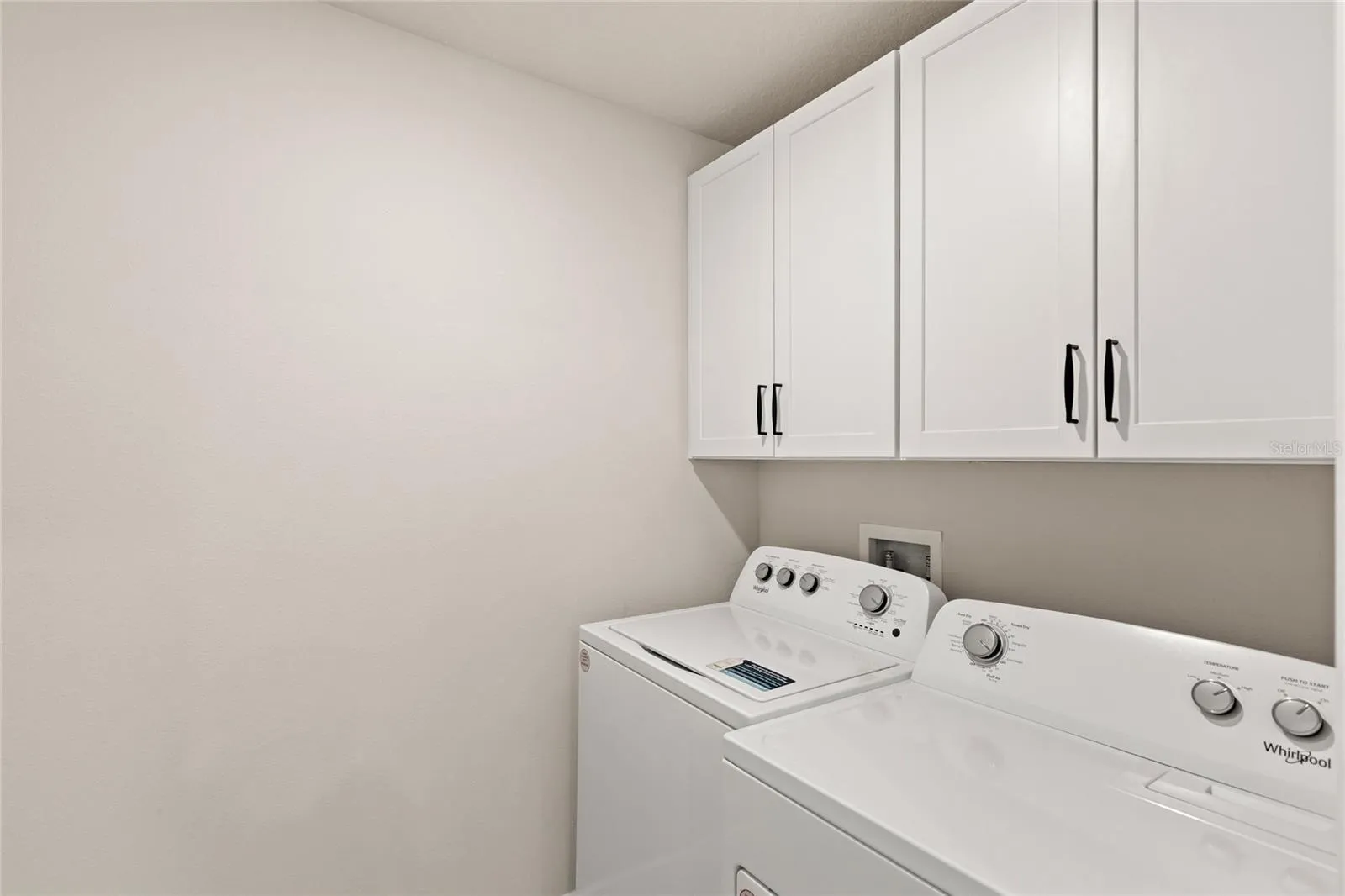 4587 Gliding Wave St, Winter Garden, Florida 34787, 4 Bedrooms Bedrooms, ,3 BathroomsBathrooms,Residential,For Sale,GLIDING WAVE,O6329607
