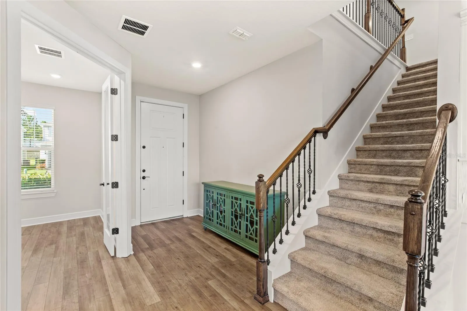 4587 Gliding Wave St, Winter Garden, Florida 34787, 4 Bedrooms Bedrooms, ,3 BathroomsBathrooms,Residential,For Sale,GLIDING WAVE,O6329607