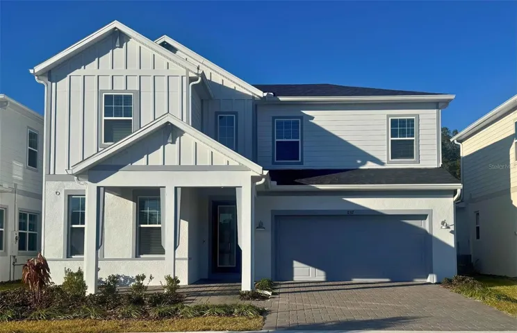 Actual home photo. Colors, finishes, textures and options may appear differently in person due to variations in monitors and viewing devices.