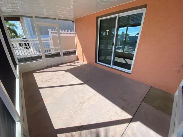 NEW Lanai!