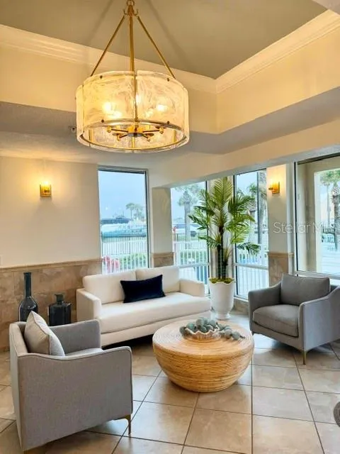 DOWNSTAIRS FOYER