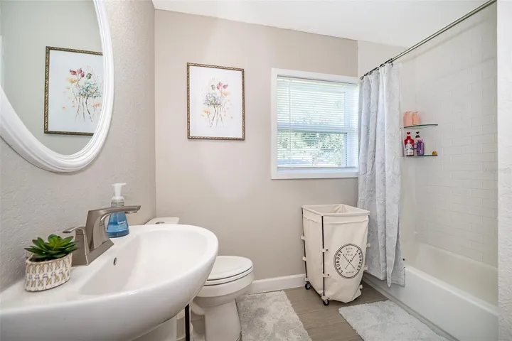 Secondary Bath