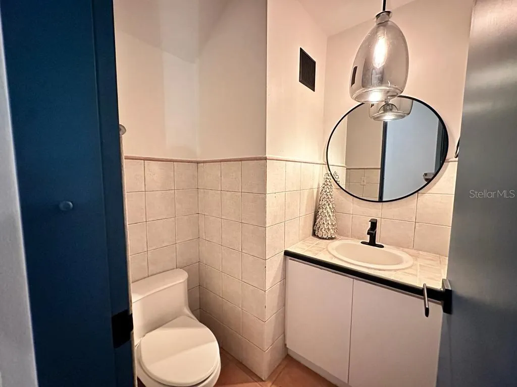 powder room on first level
