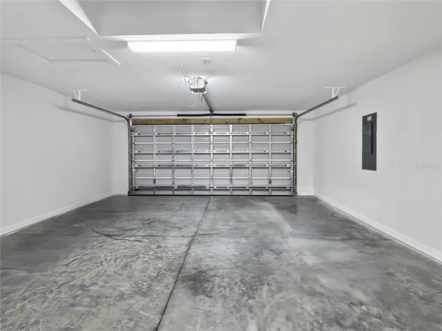 Garage - photos of similar model, finishes may differ