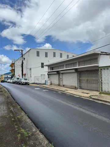 INDEPENDENT RETAIL SPACE
