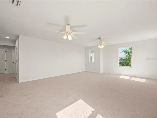 Large Bonus Room