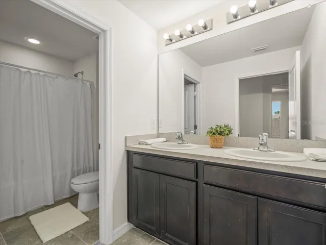 Main Bathroom