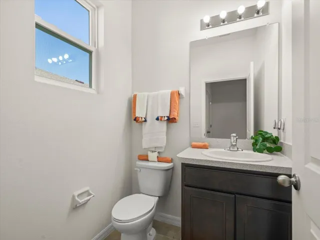 Half Bath downstairs for convenience