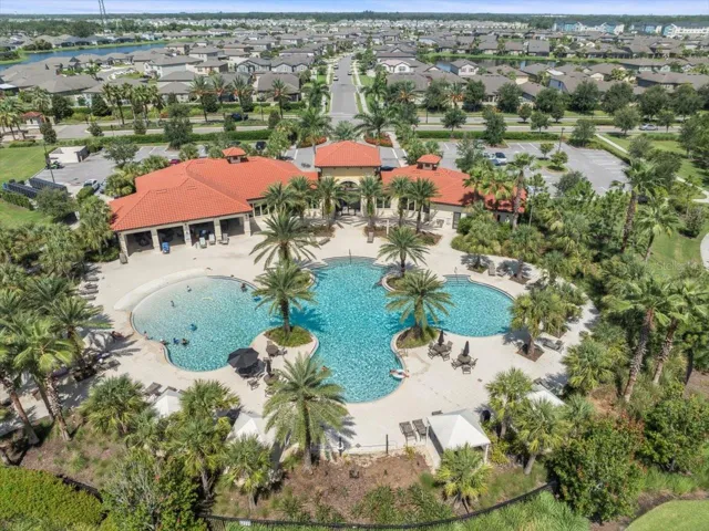 Community Pool with zero entry pool/Clubhouse/Fitness Center
