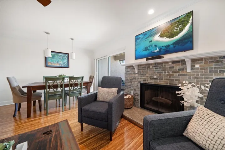 Contemporary flair -inviting surroundings.
