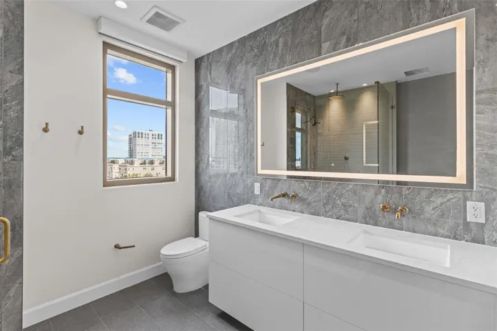 Primary Suite Bath